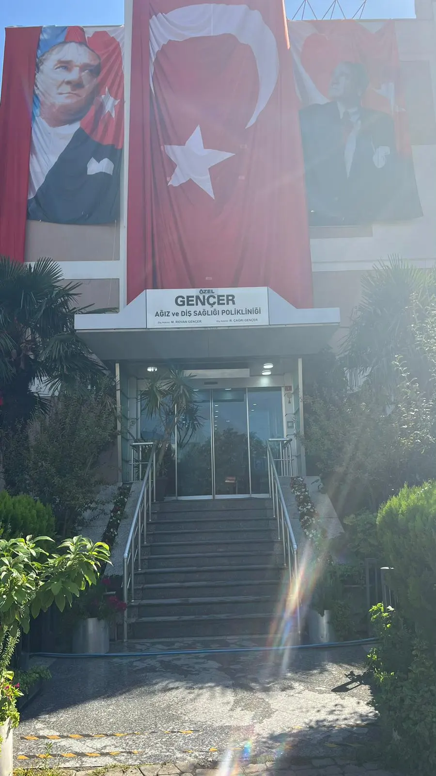 Clinic-provided photograph of Gençer Dental Clinic