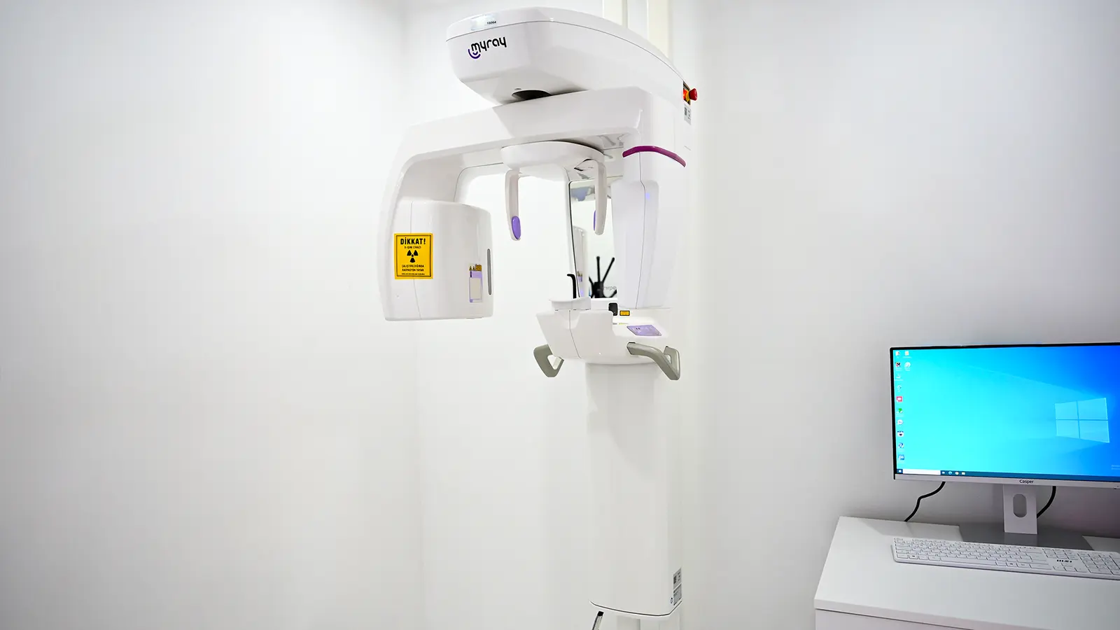Clinic-provided photograph of Ultradent Dental Clinic