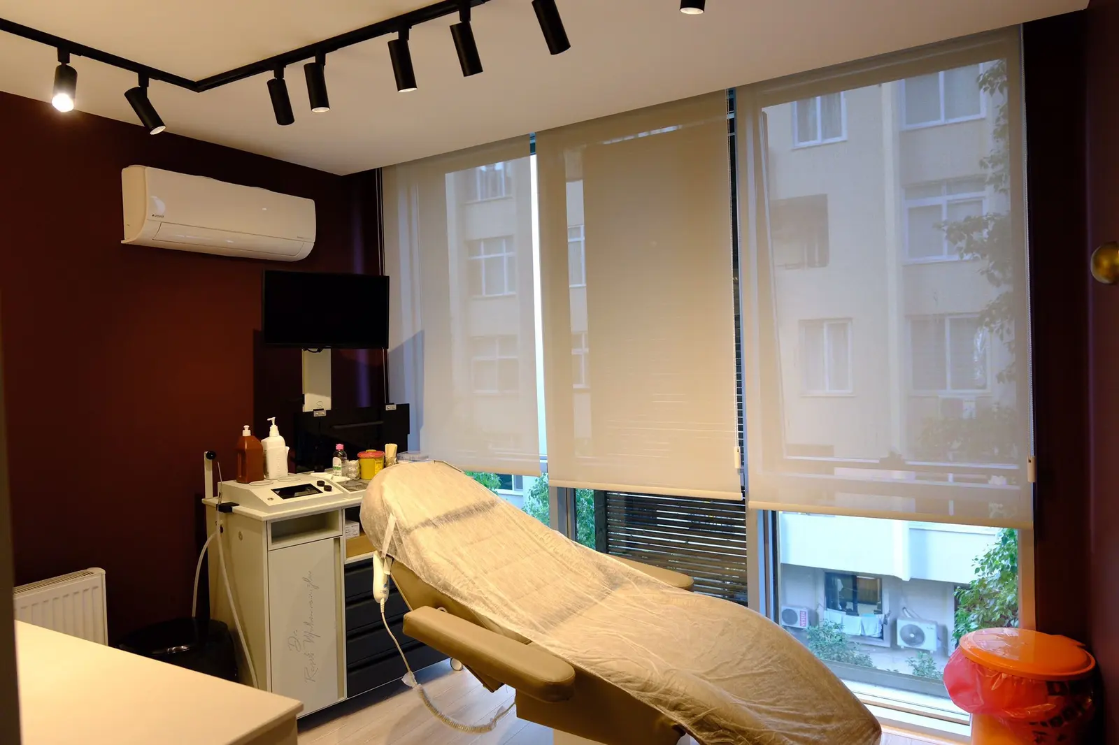 Von der Klinik bereitgestelltes Foto von Dr. Muhammet Raşit Muharremoğlu