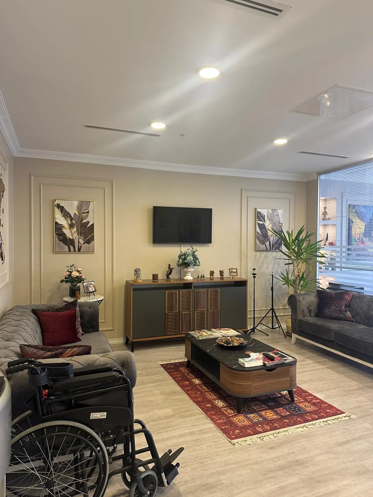 Clinic-provided photograph of Dr Hasan Morcalı