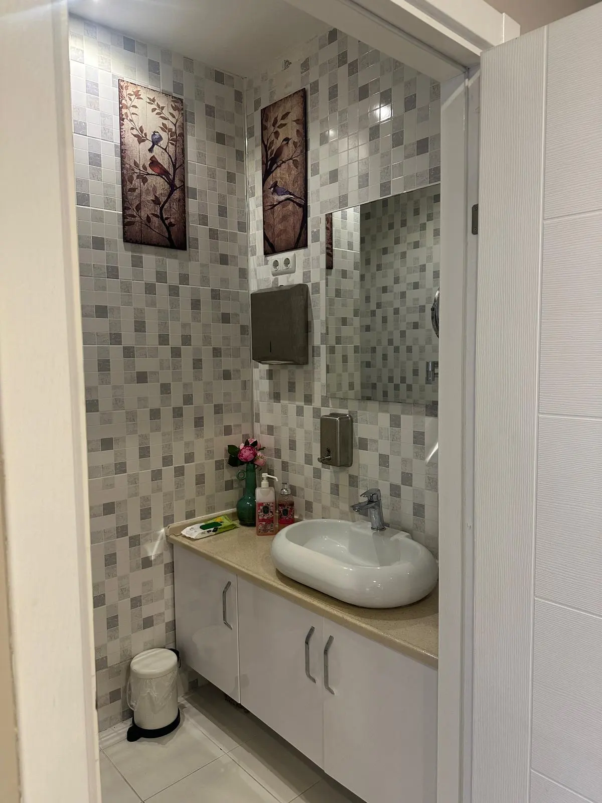 Clinic-provided photograph of Dr Hasan Morcalı
