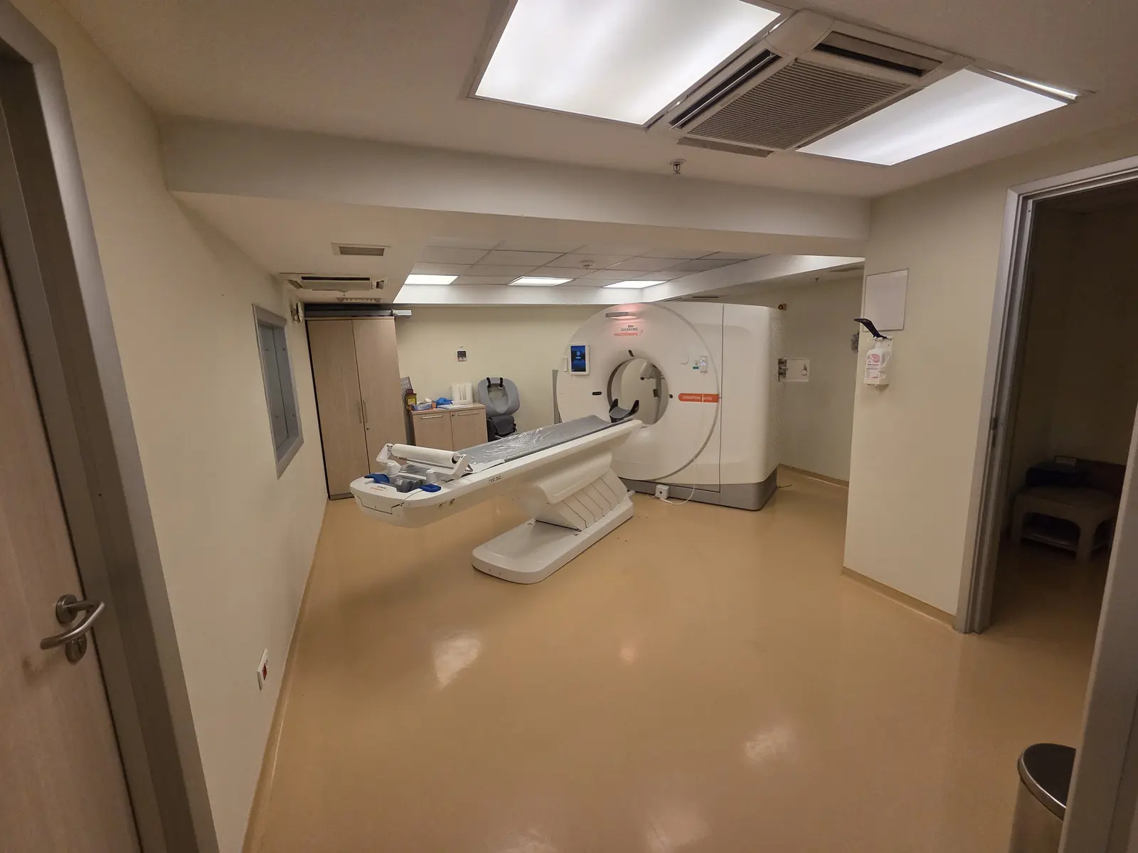 Clinic-provided photograph of Anadolu Ataşehir Medical Centre