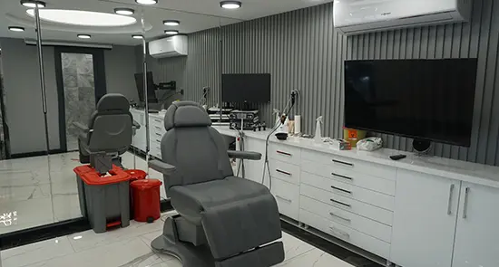 Clinic-provided photograph of Assoc. Prof. Dr Fatih Mehmet Hanege