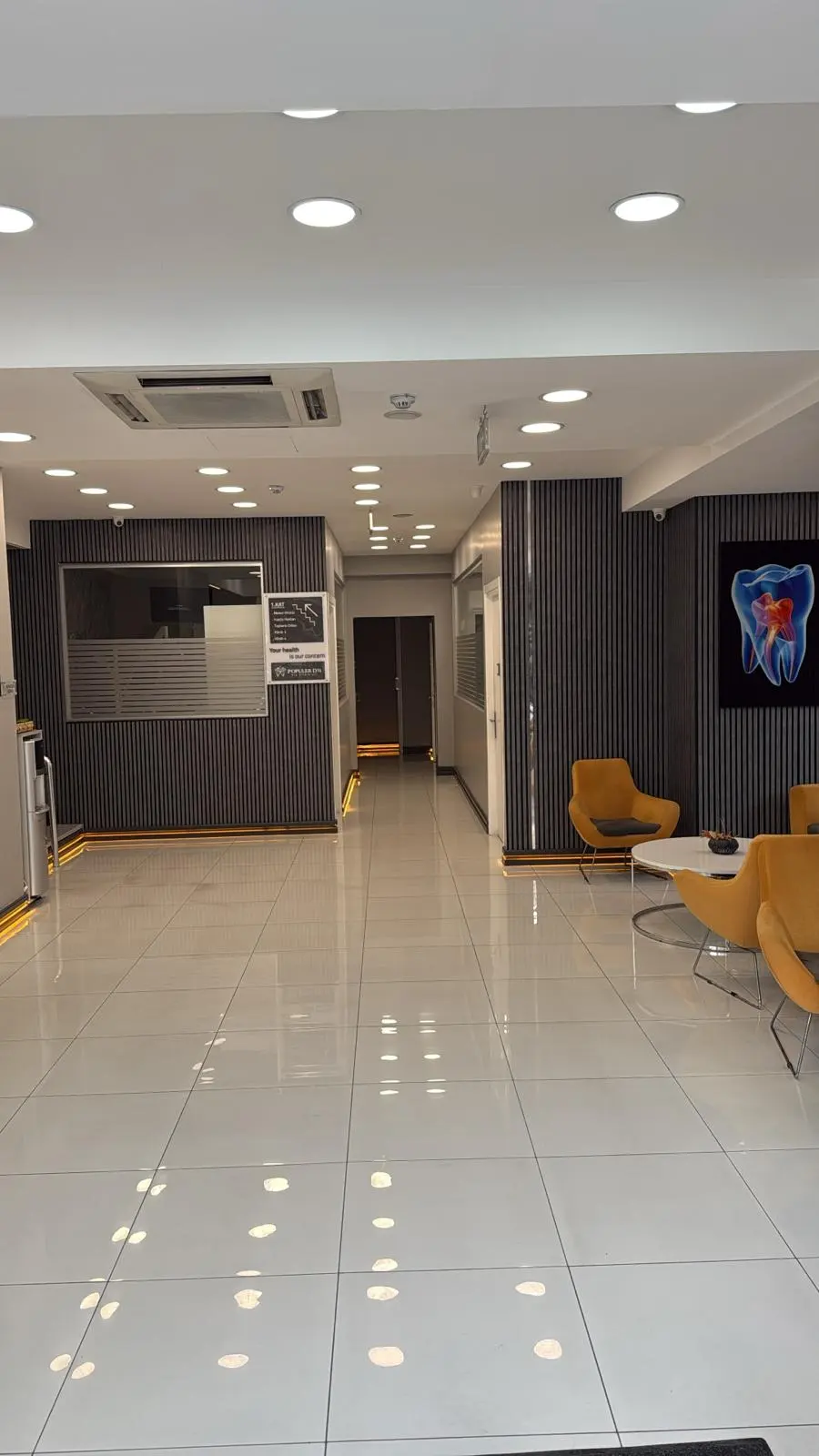 Clinic-provided photograph of Popüler Dental Clinic