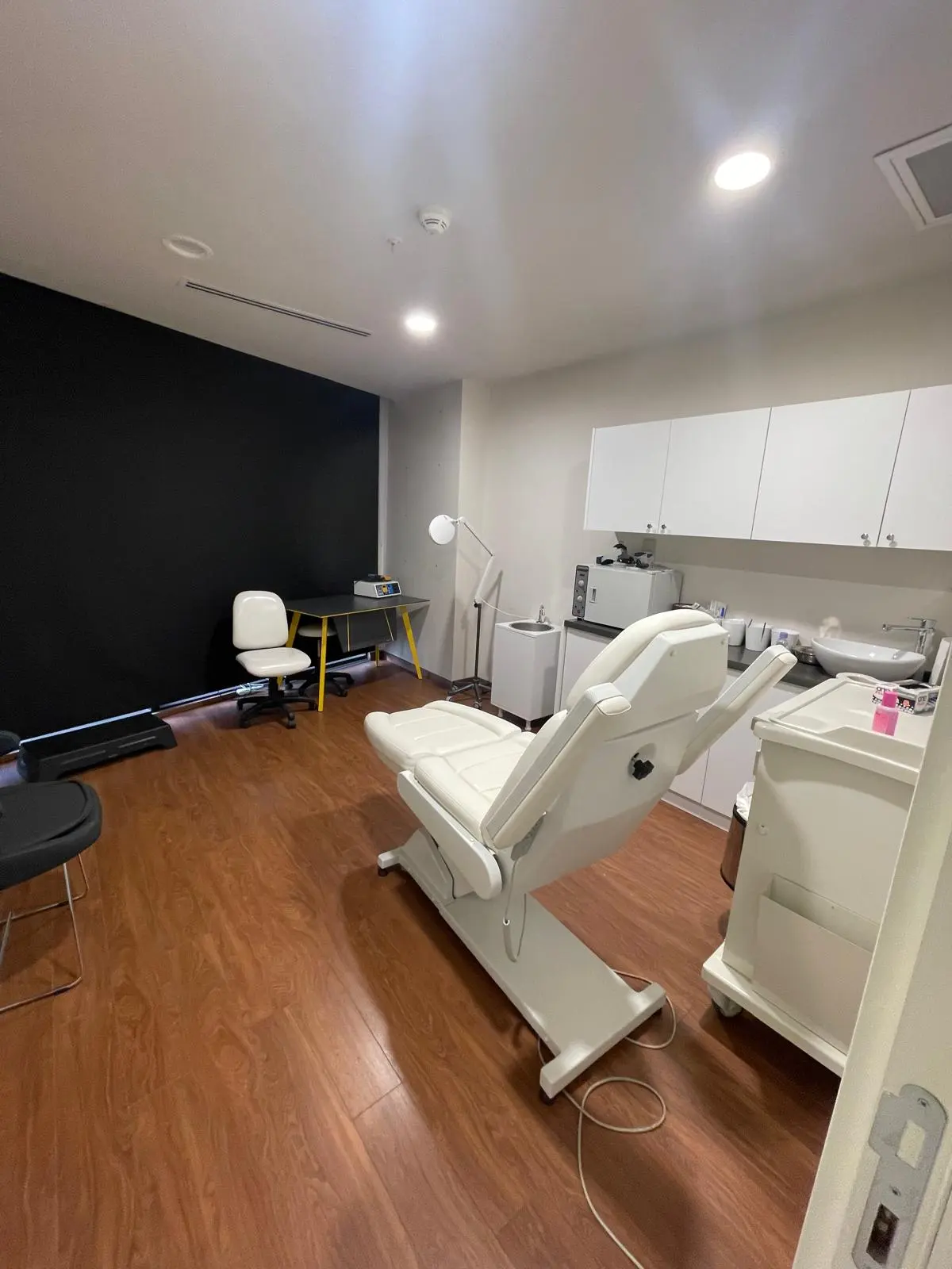 Clinic-provided photograph of Prof. Dr Özgür Pilancı