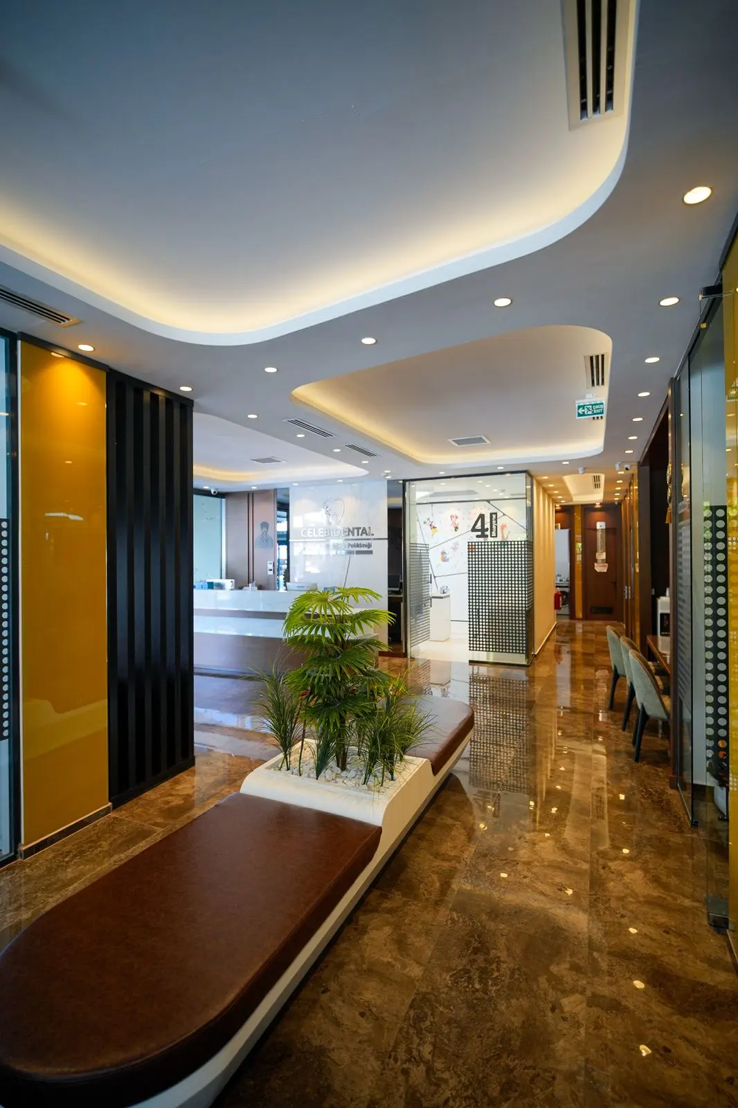 Clinic-provided photograph of Çelebi Dental