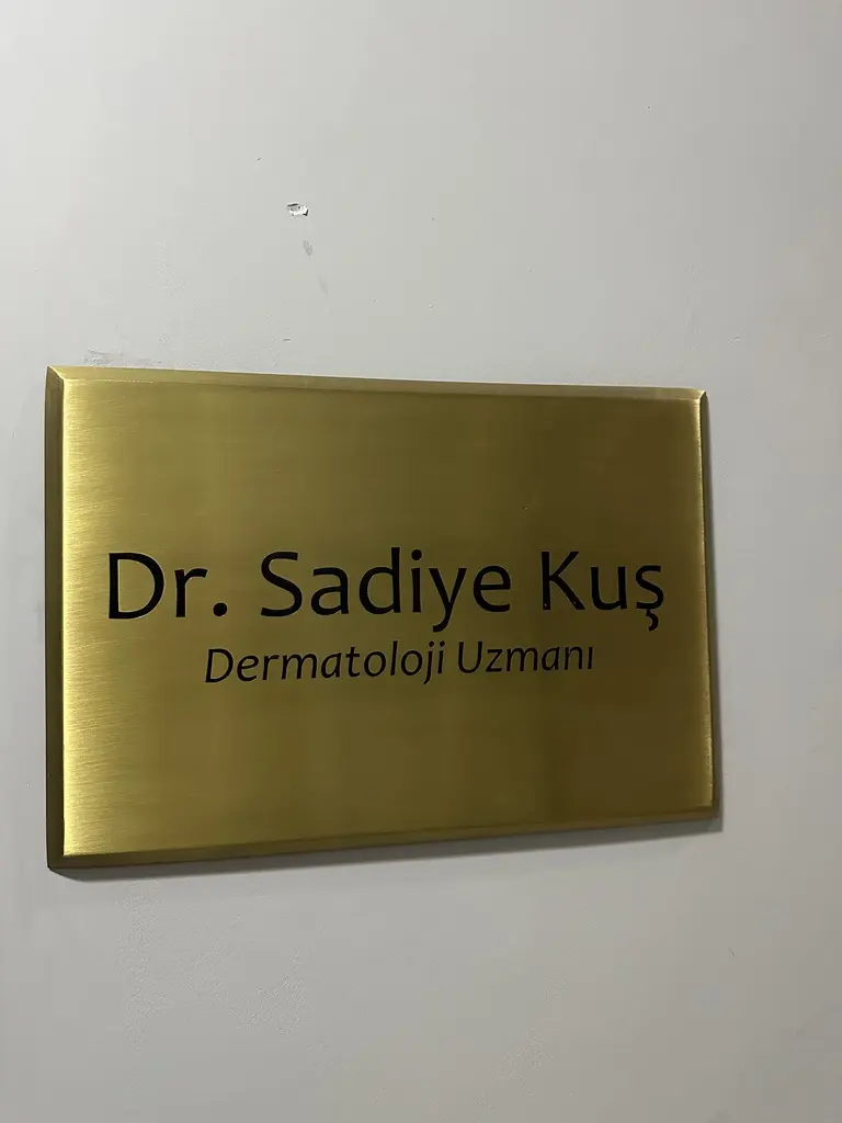 Clinic-provided photograph of Dr Şadiye Kuş (Şatıroğlu)