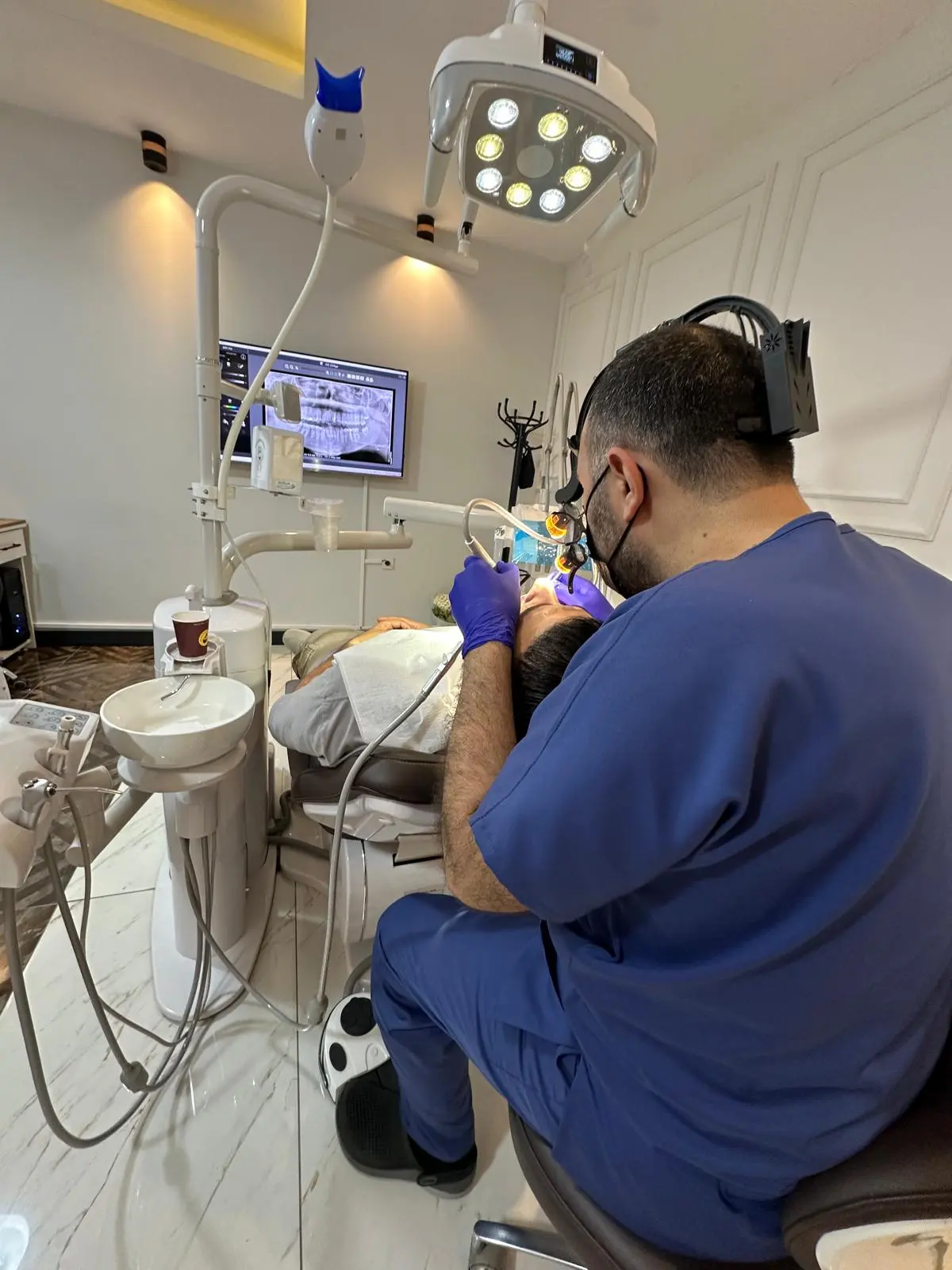 Clinic-provided photograph of Dr Kadir Şahin