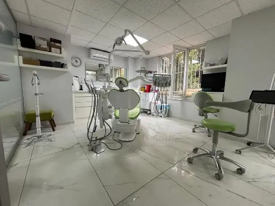 Von der Klinik bereitgestelltes Foto von Uzmanlar Zahnklinik