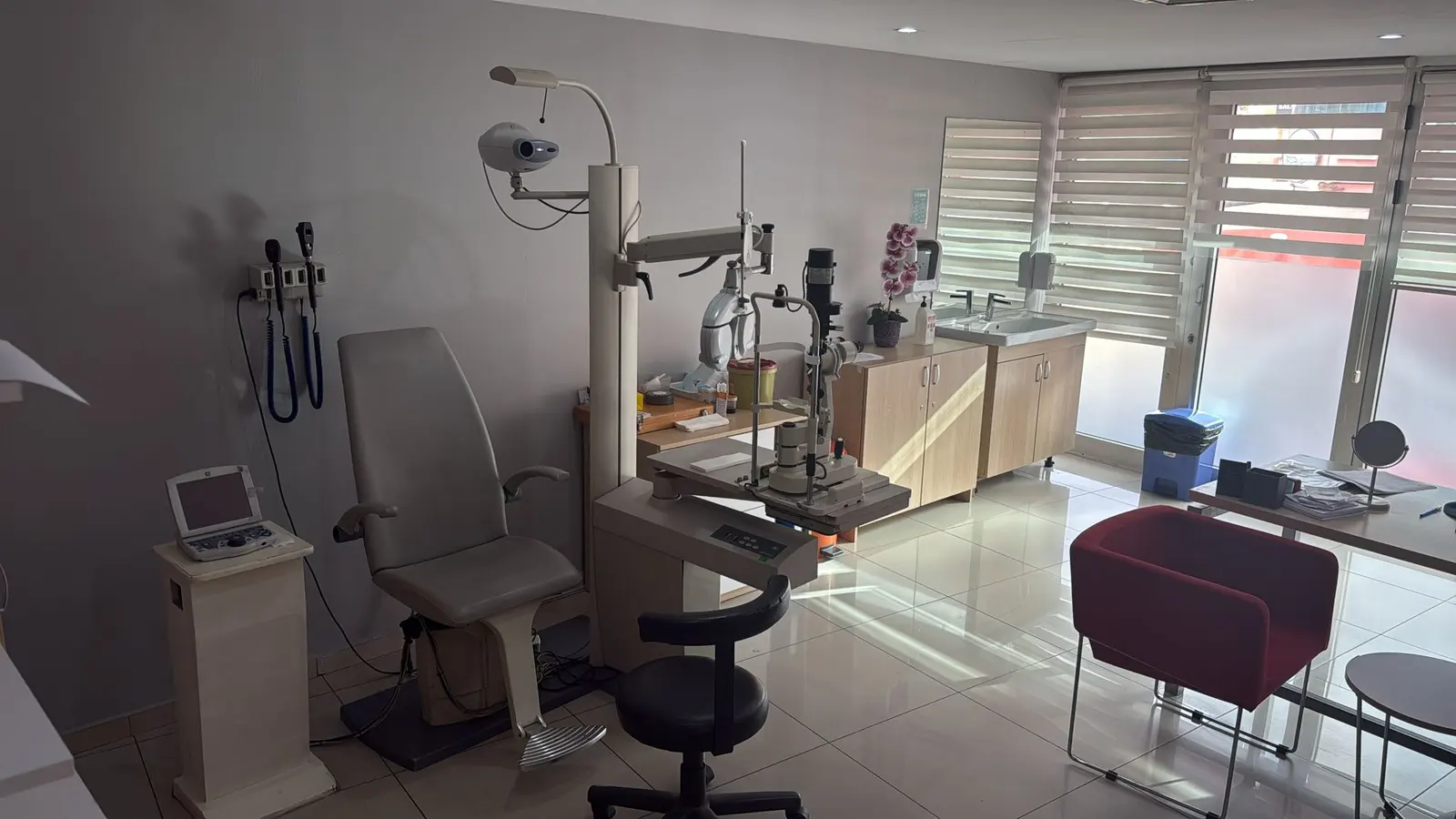 Clinic-provided photograph of Batı Medical Centre