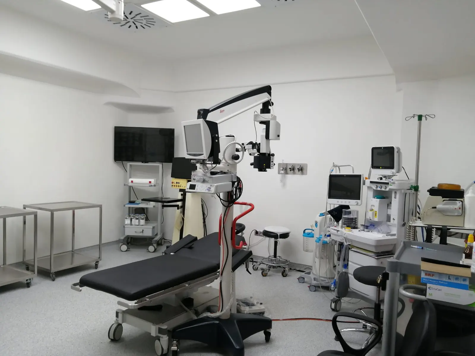 Clinic-provided photograph of Kuzey Eye Centre