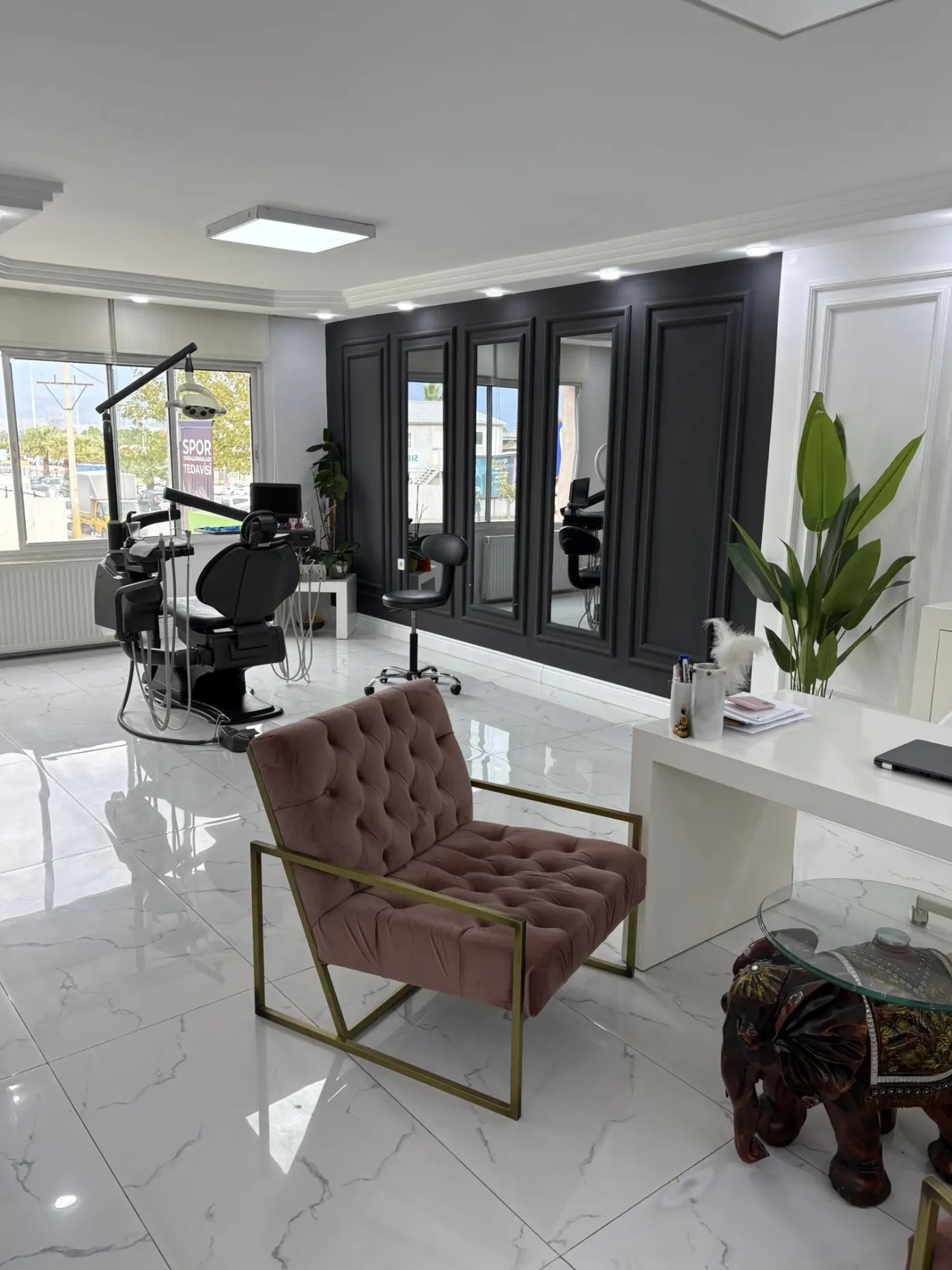 Clinic-provided photograph of Dr Ezgi Aydın