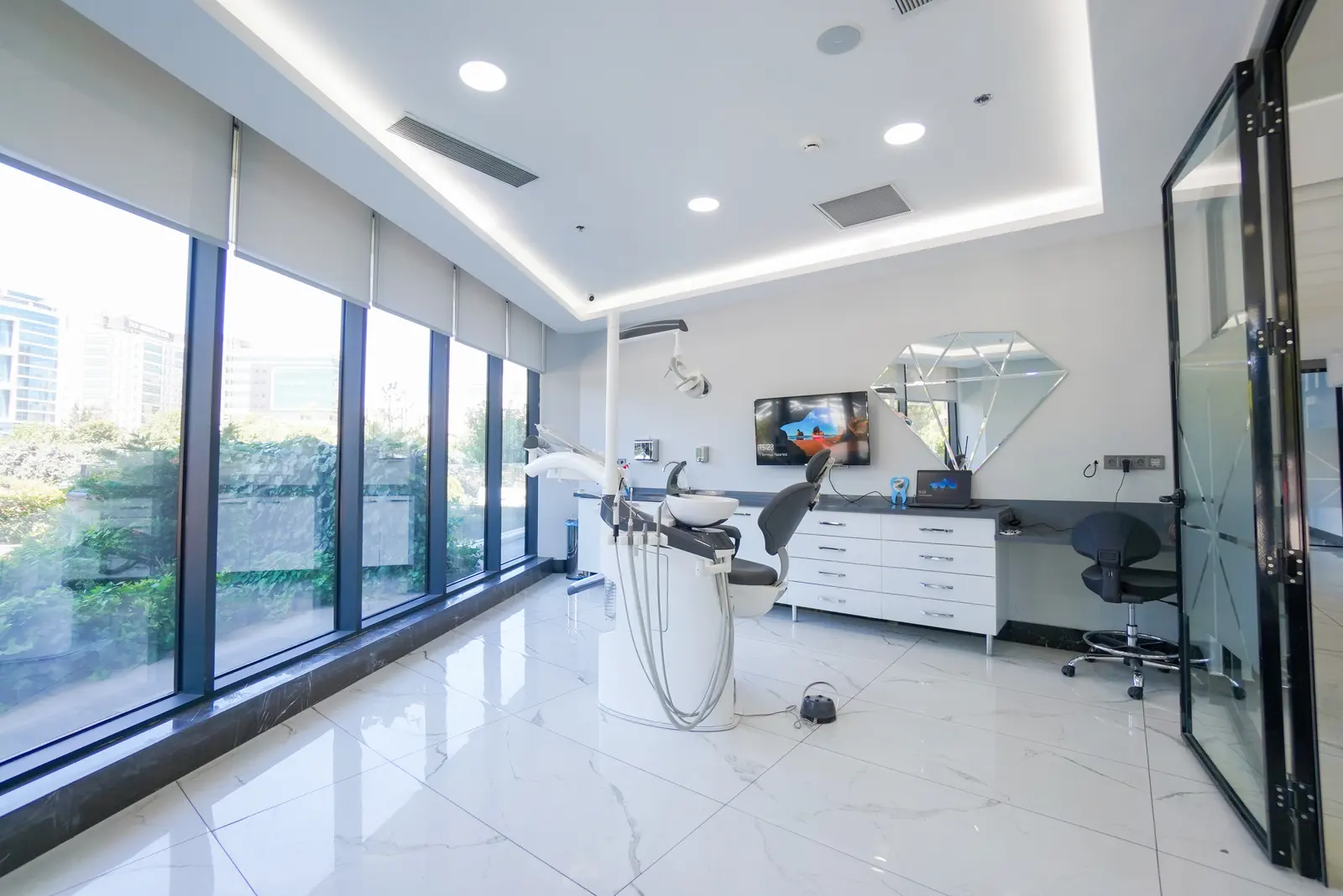 Von der Klinik bereitgestelltes Foto von Karat Dental Clinic