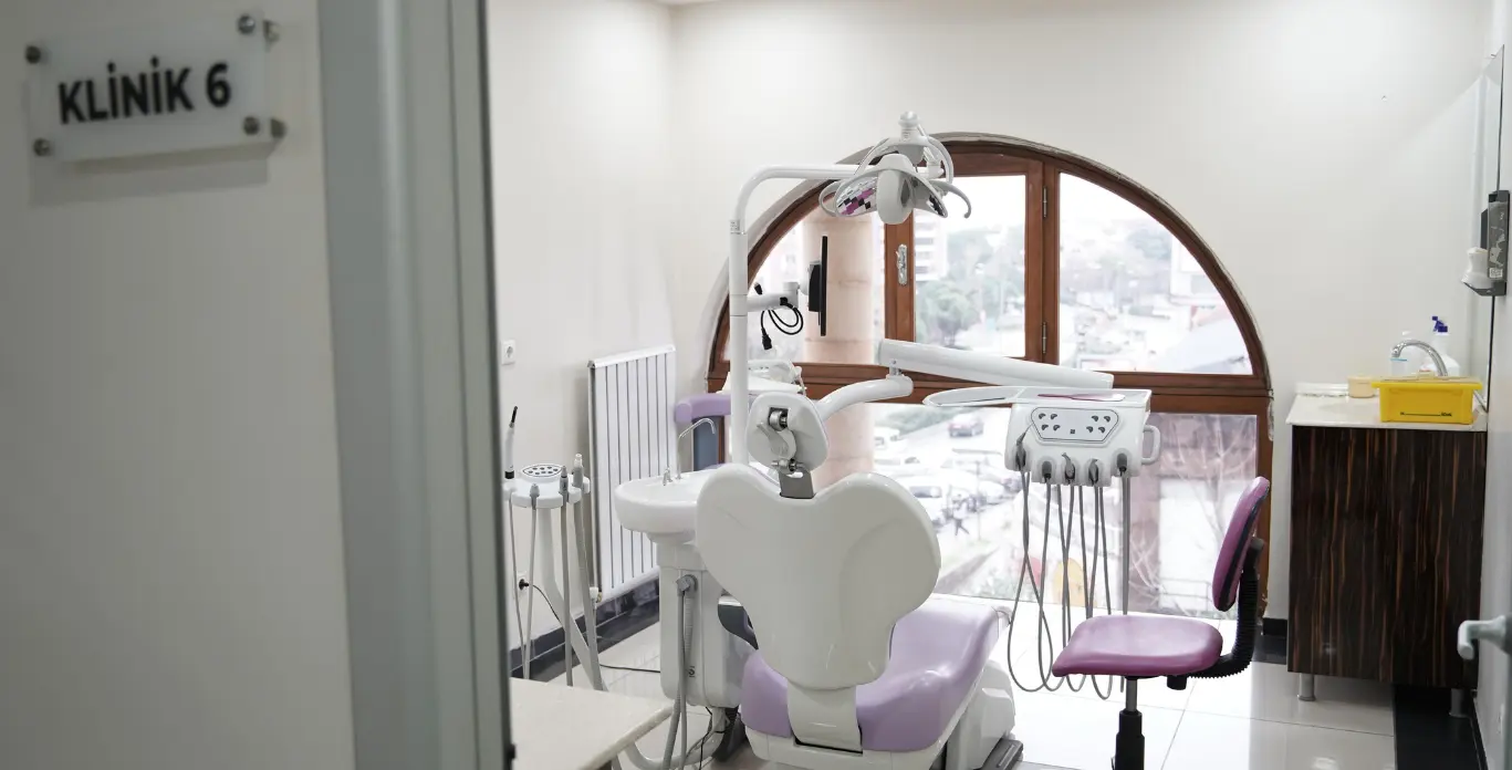 Clinic-provided photograph of Bir İnci Bahçeşehir Dental Clinic