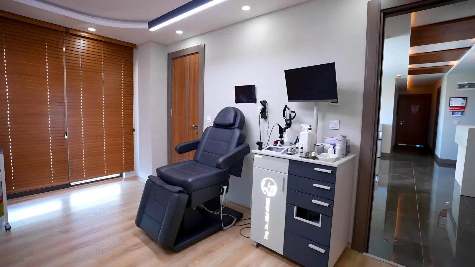 Von der Klinik bereitgestelltes Foto von Assoc. Prof. Dr. Bilal Sizer
