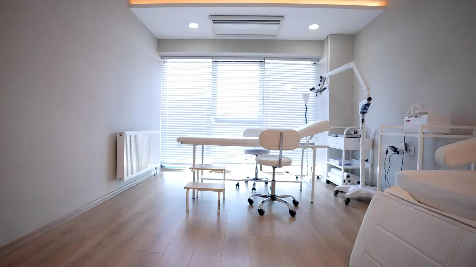 Von der Klinik bereitgestelltes Foto von Assoc. Prof. Dr. Bilal Sizer