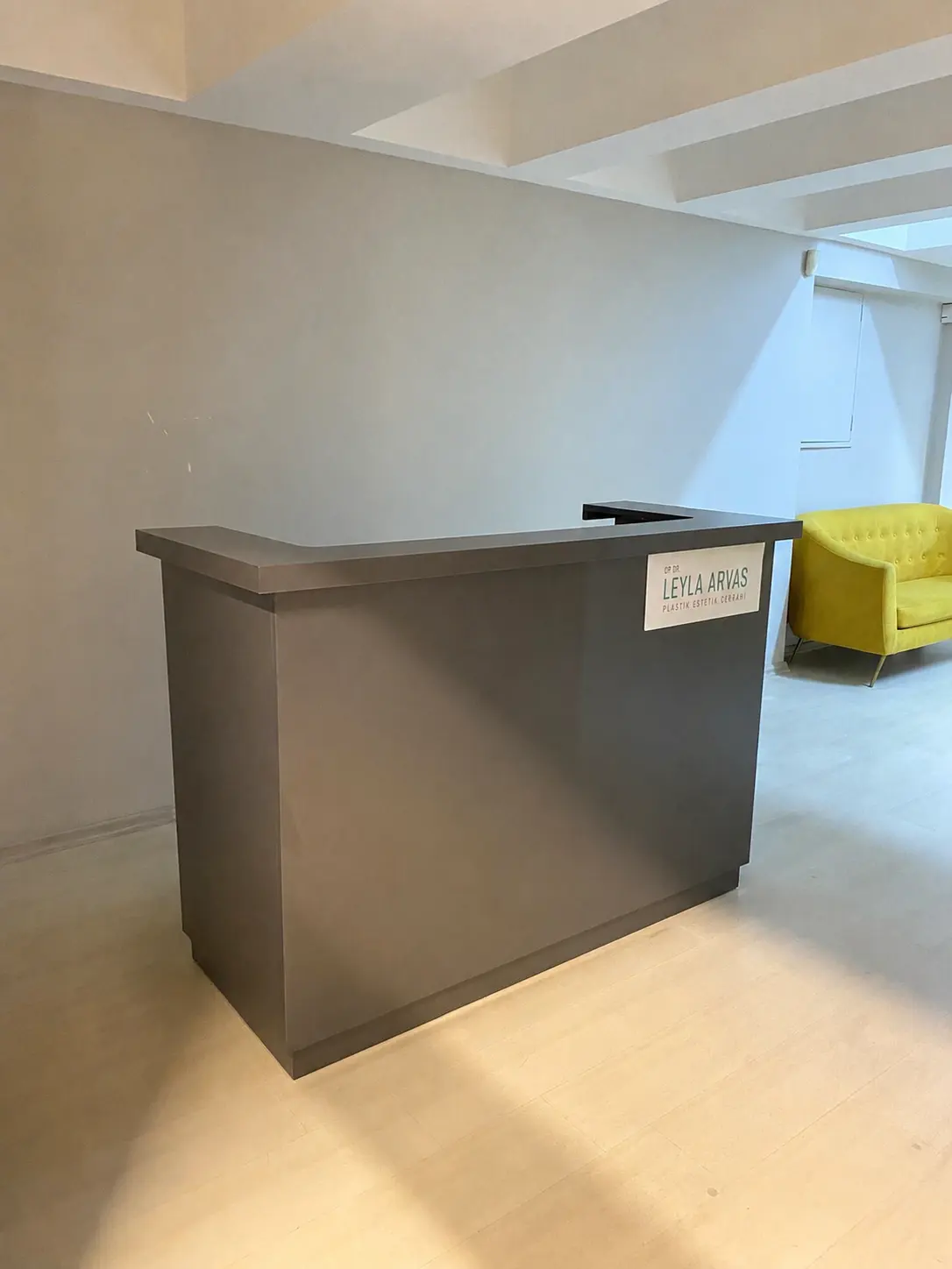 Von der Klinik bereitgestelltes Foto von Dr. Leyla Arvas
