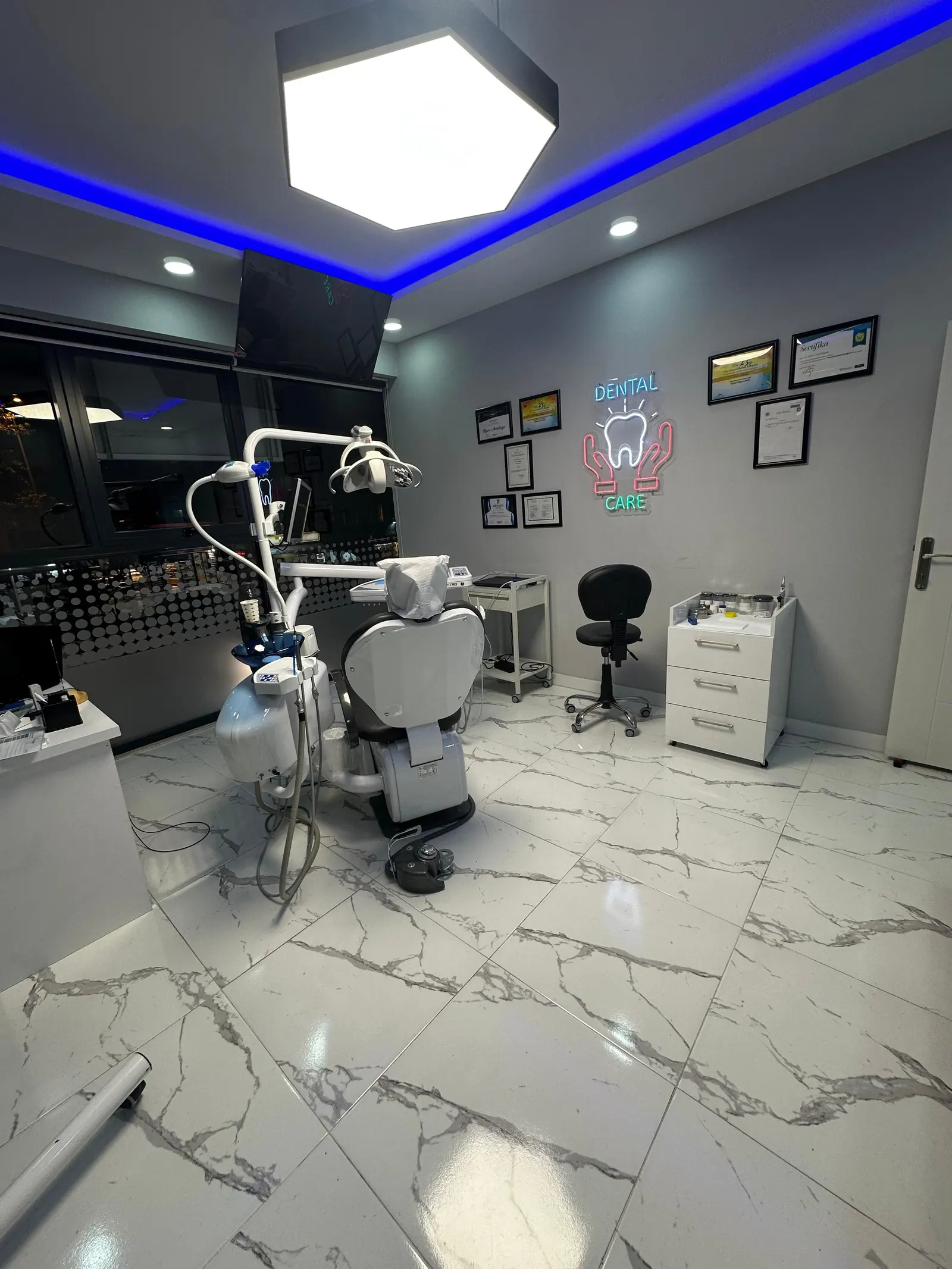Von der Klinik bereitgestelltes Foto von Dr. Nizam Abdullayev