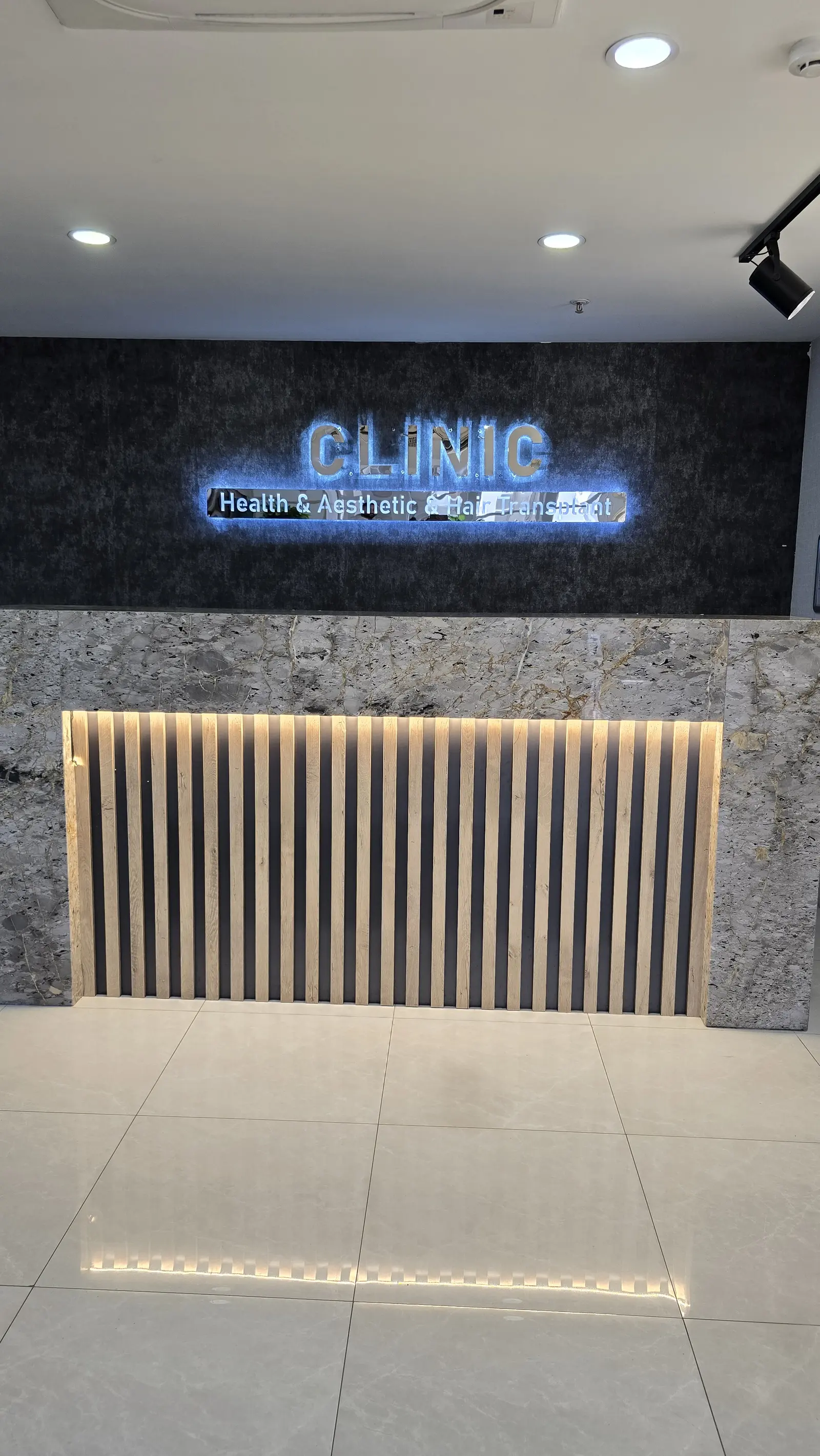 Clinic-provided photograph of Venüs Clinic