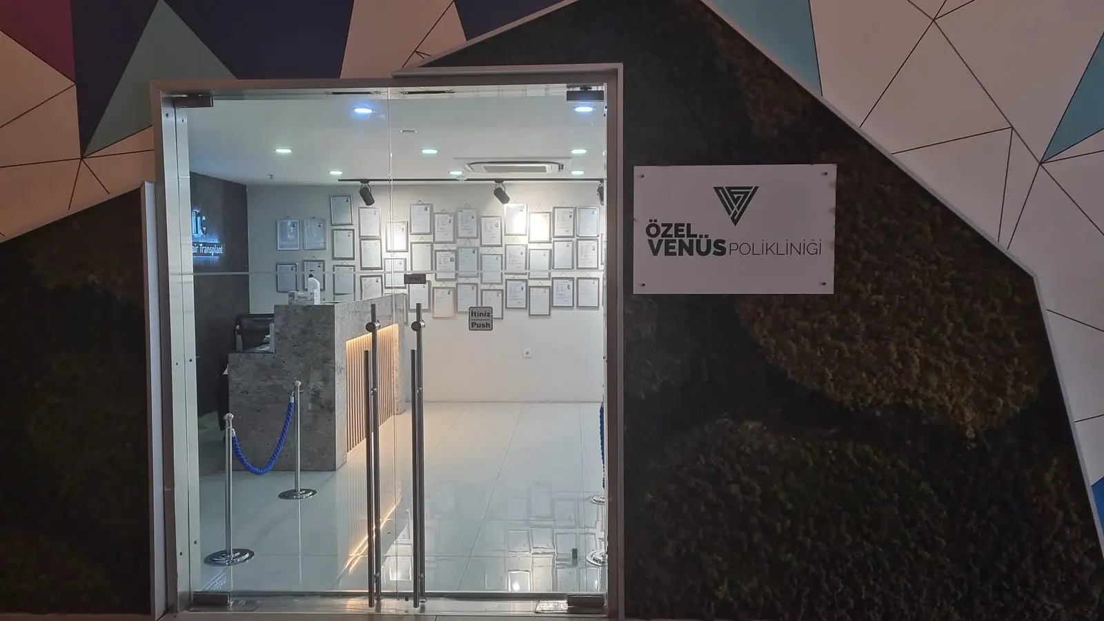Clinic-provided photograph of Venüs Clinic