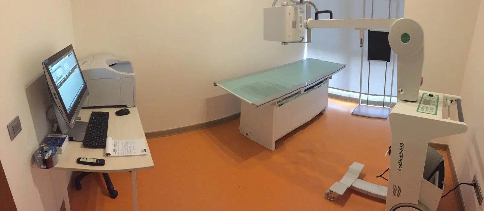 Clinic-provided photograph of Dr Mustafa Tolga Mertoğlu