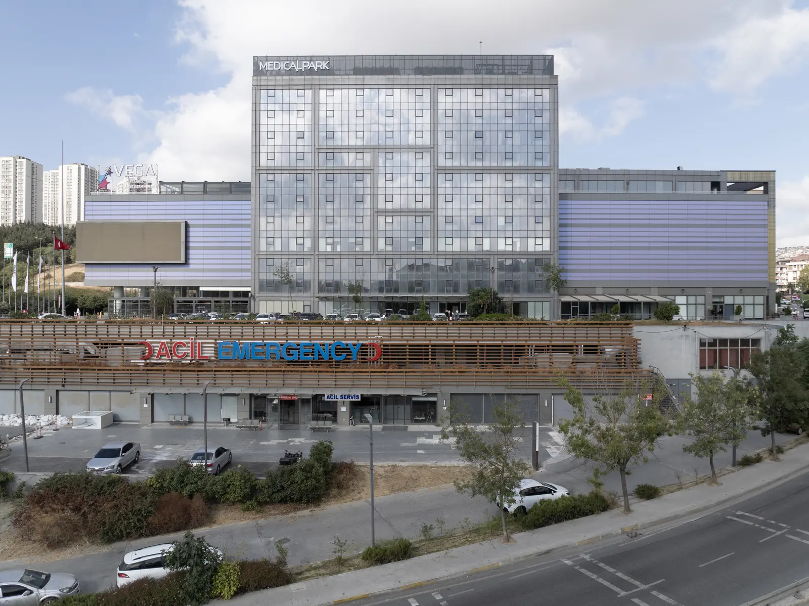 Clinic-provided photograph of Medical Park TEM