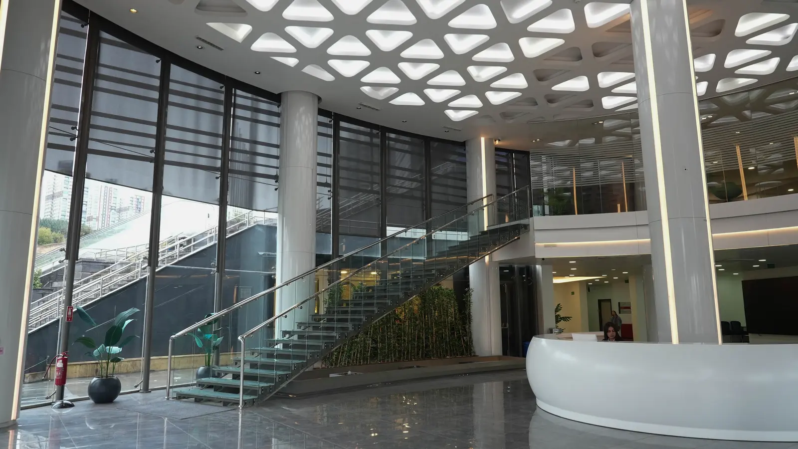 Clinic-provided photograph of Medical Park TEM