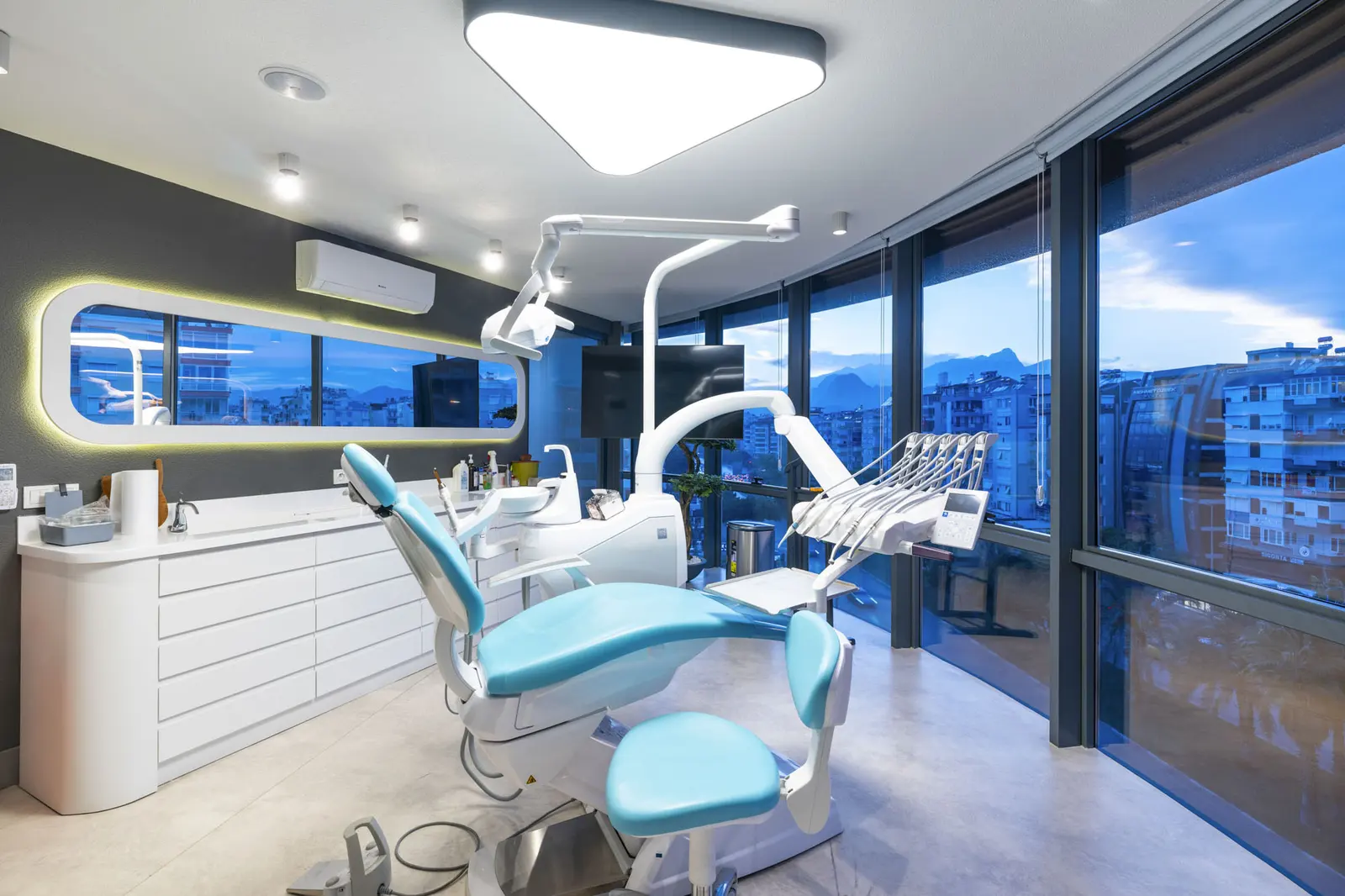 Von der Klinik bereitgestelltes Foto von Antalya Smile Designs