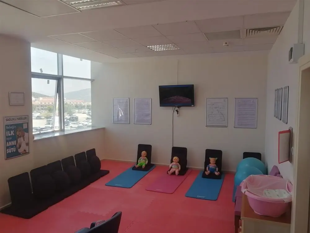 Von der Klinik bereitgestelltes Foto von Staatliches Krankenhaus Kuşadası
