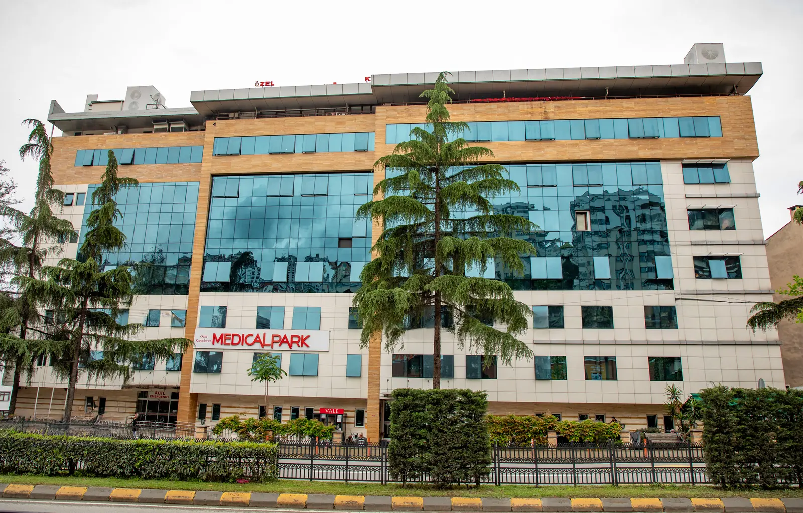 Clinic-provided photograph of Trabzon Medical Park Karadeniz Hospital