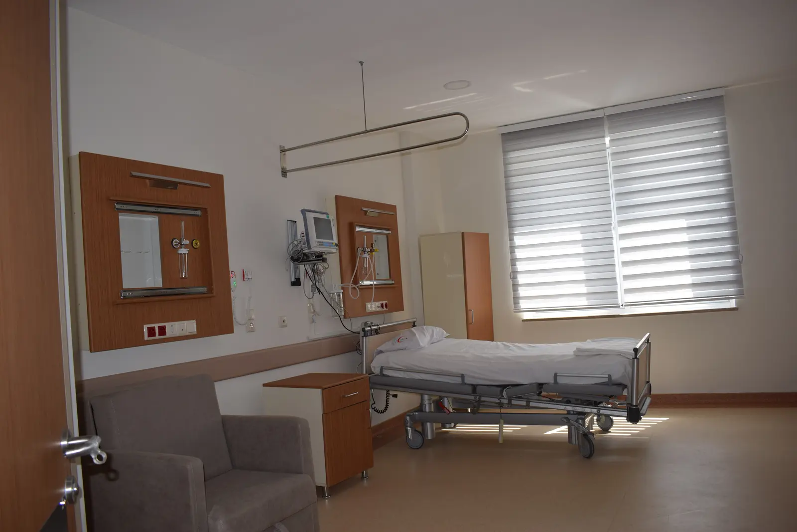 Clinic-provided photograph of Eskişehir Yunus Emre State Hospital