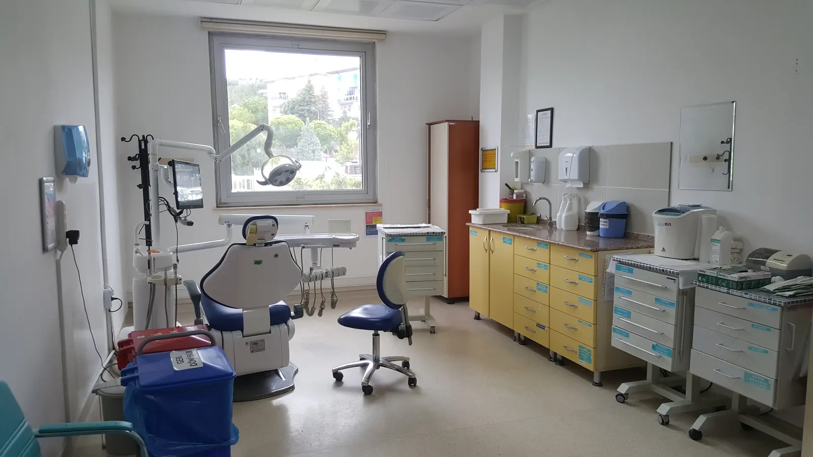 Clinic-provided photograph of Eskişehir Oral and Dental Health Hospital
