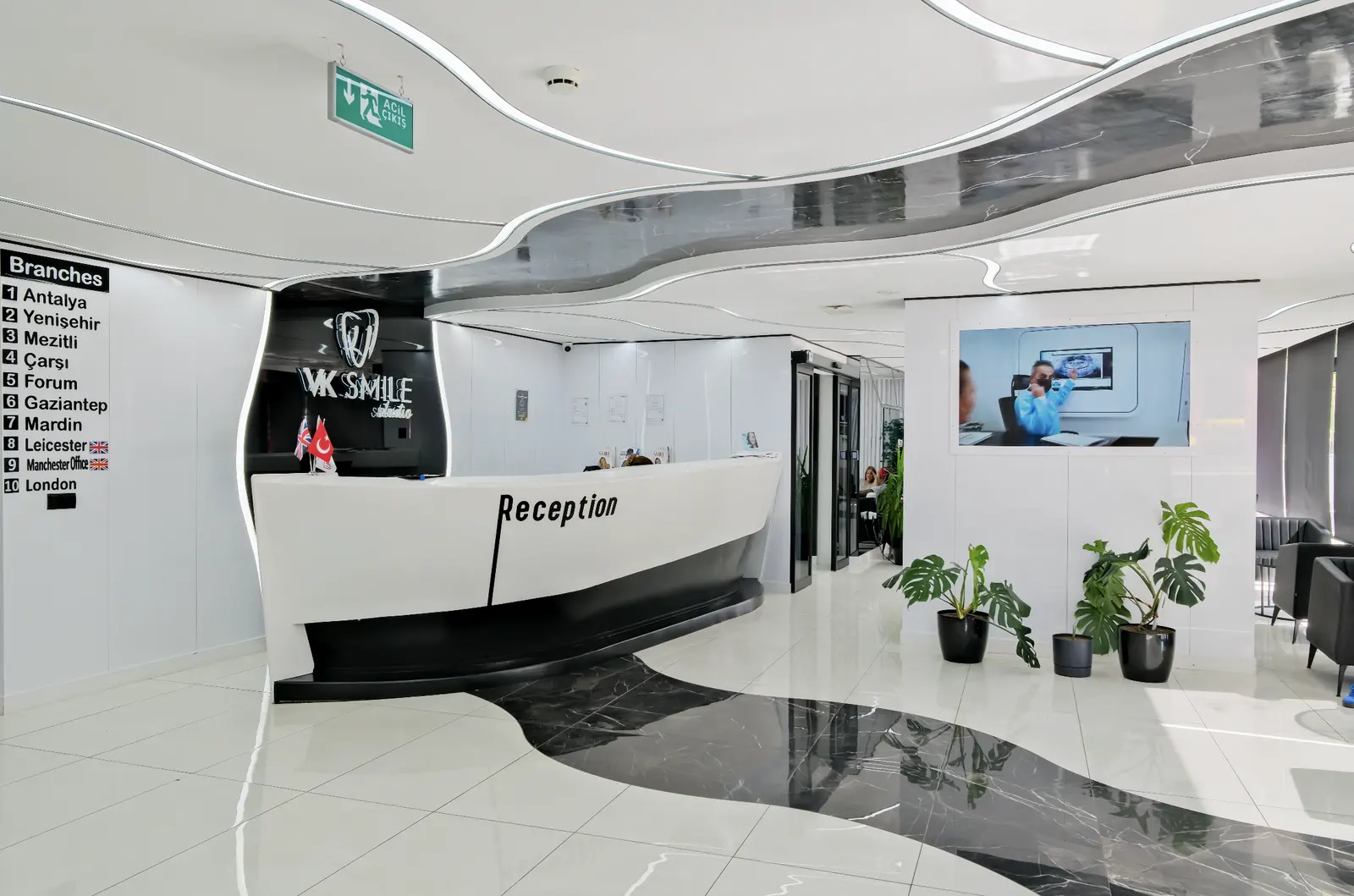 Clinic-provided photograph of VK Smile Studio Dental Clinic