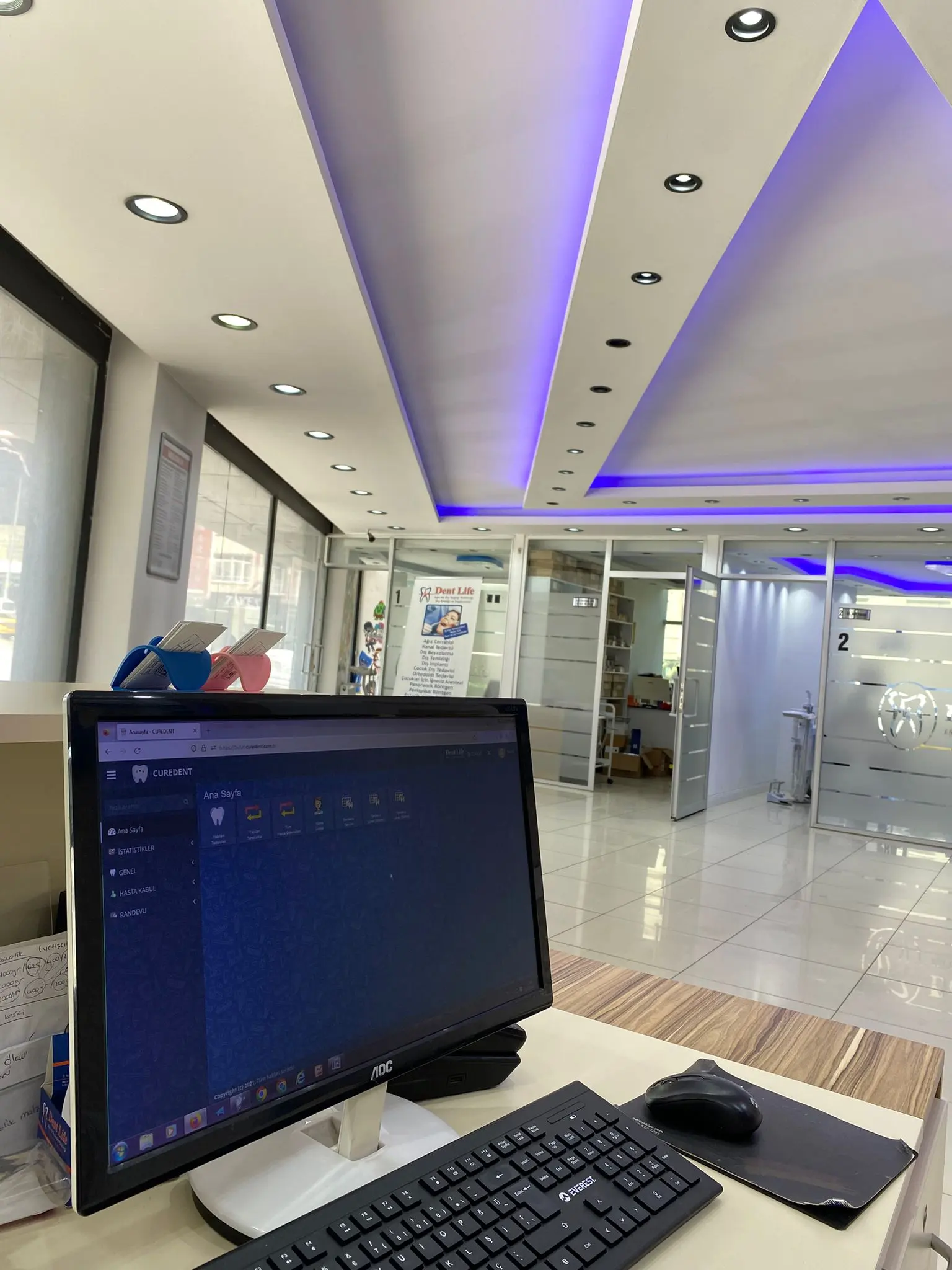 Clinic-provided photograph of Dentlife Dental Clinic