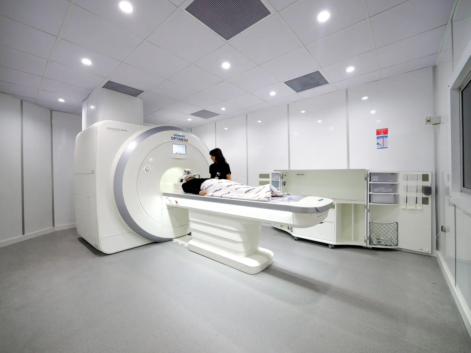 Clinic-provided photograph of Optimed International Çorlu Hospital