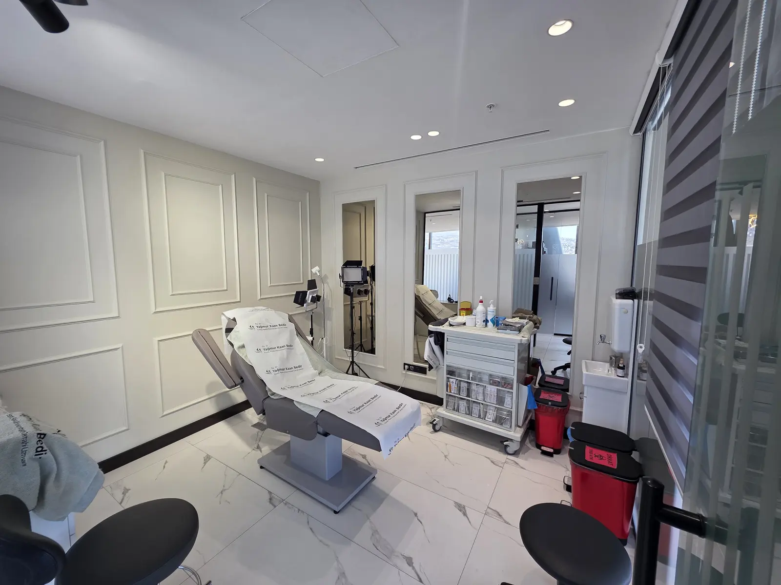 Clinic-provided photograph of Dr Yağmur Kaan Bedir