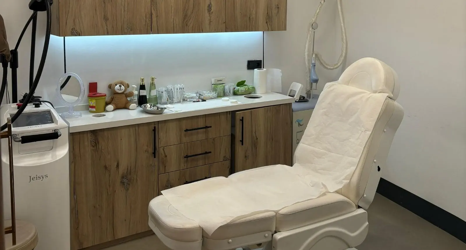 Clinic-provided photograph of Clinimed Clinic