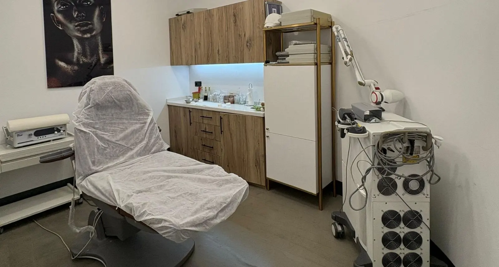 Clinic-provided photograph of Clinimed Clinic