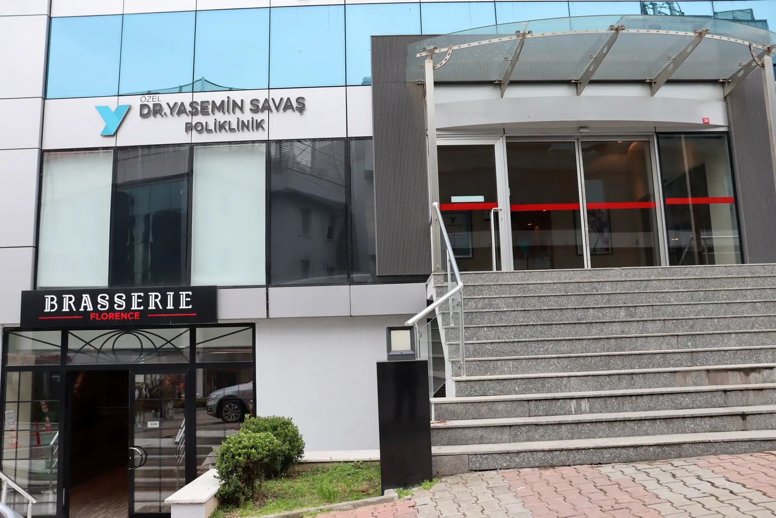 Von der Klinik bereitgestelltes Foto von Dr. Yasemin Savaş Klinik