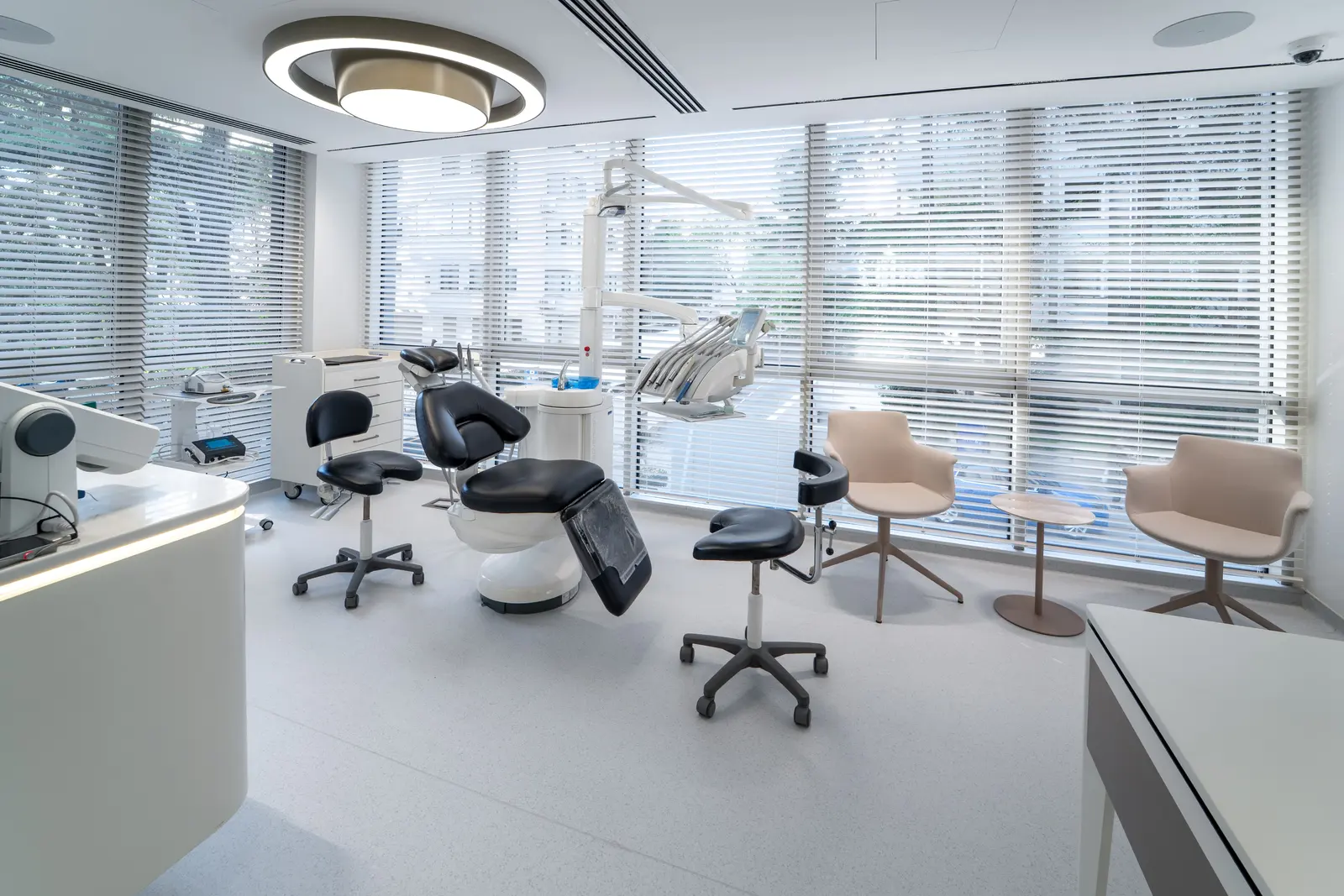 Clinic-provided photograph of Dentsuadiye Cadde Dental Clinic