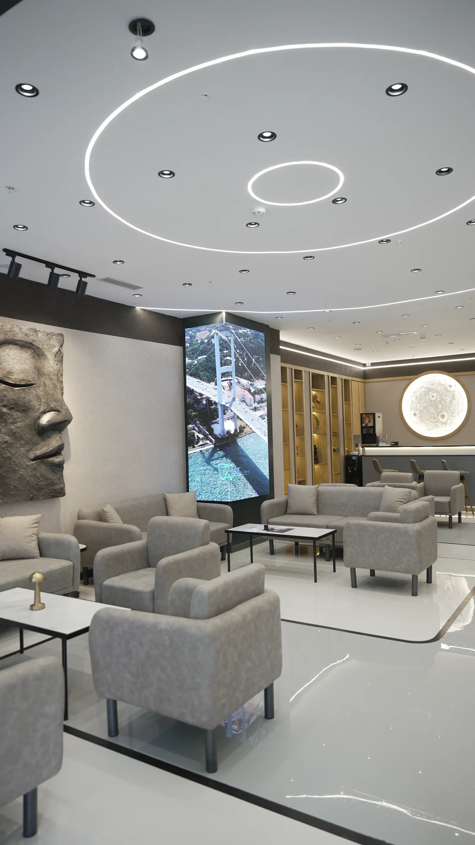Clinic-provided photograph of İST Dental Clinic