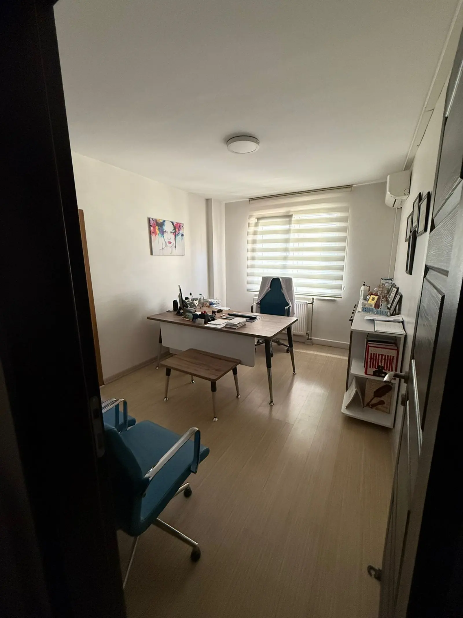 Clinic-provided photograph of Dr Kemal Yıldız
