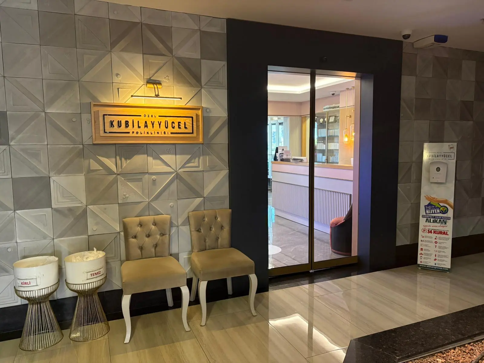 Von der Klinik bereitgestelltes Foto von Kubilay Yücel Klinik
