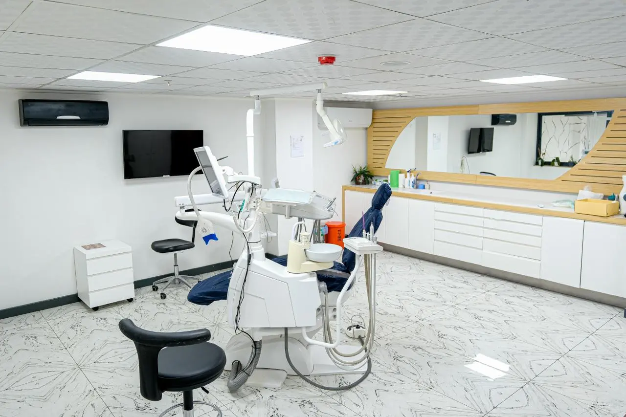 Clinic-provided photograph of LD Dental Clinic