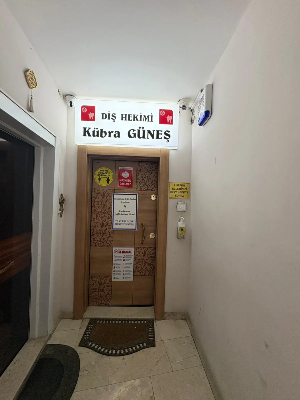 Clinic-provided photograph of Dr Kübra Güneş