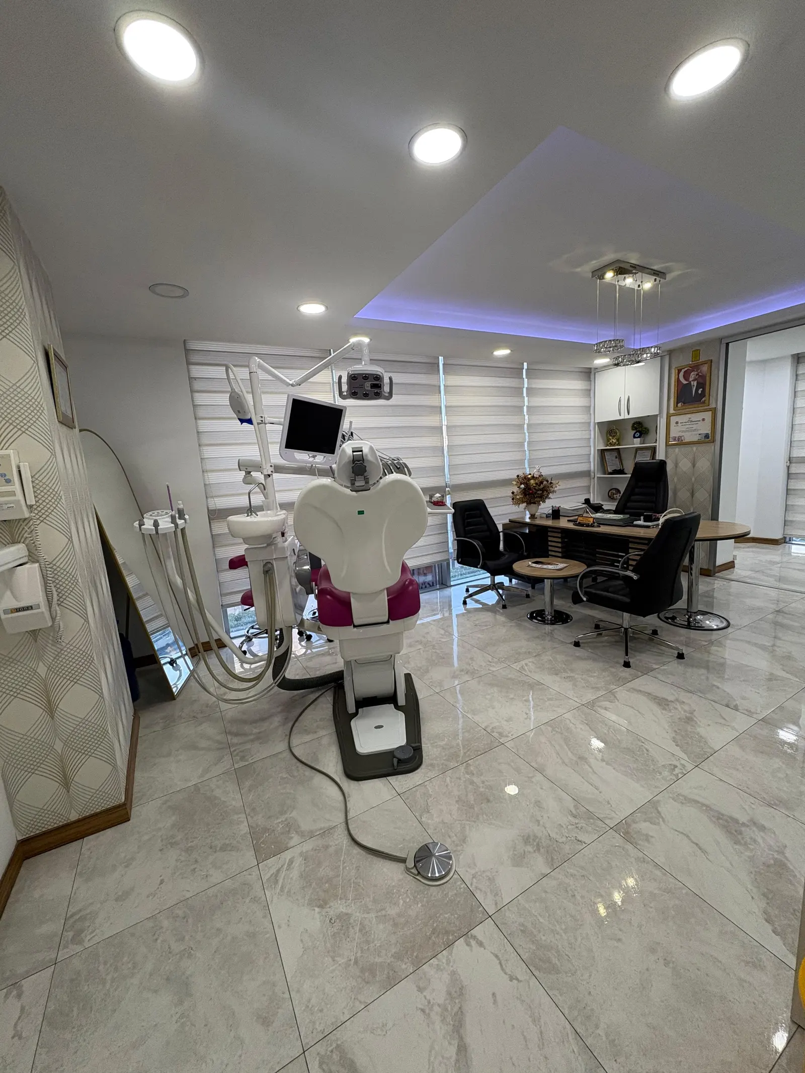 Clinic-provided photograph of Dr Kübra Güneş