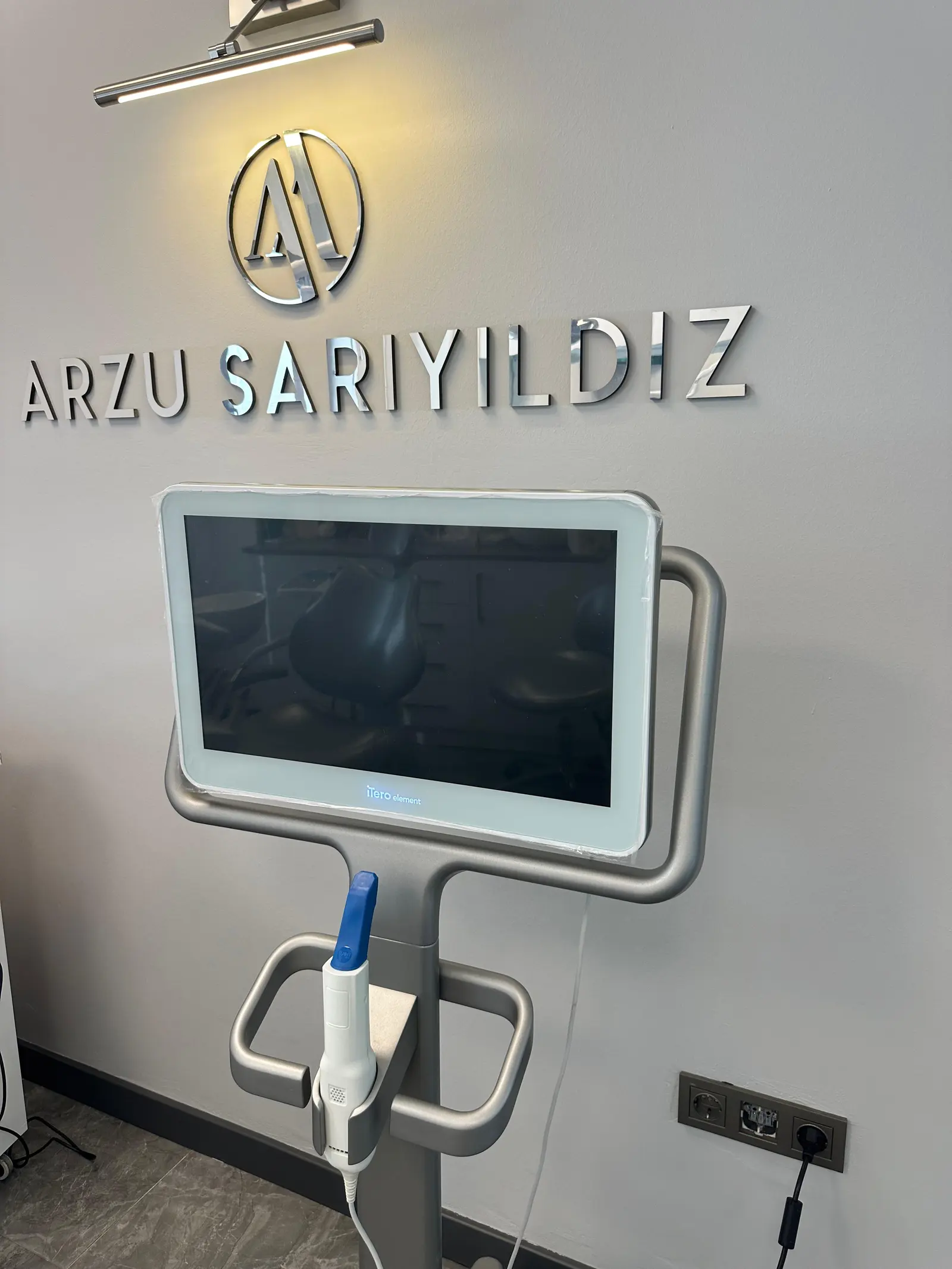 Von der Klinik bereitgestelltes Foto von Dr. Hekimi Arzu Sarıyıldız