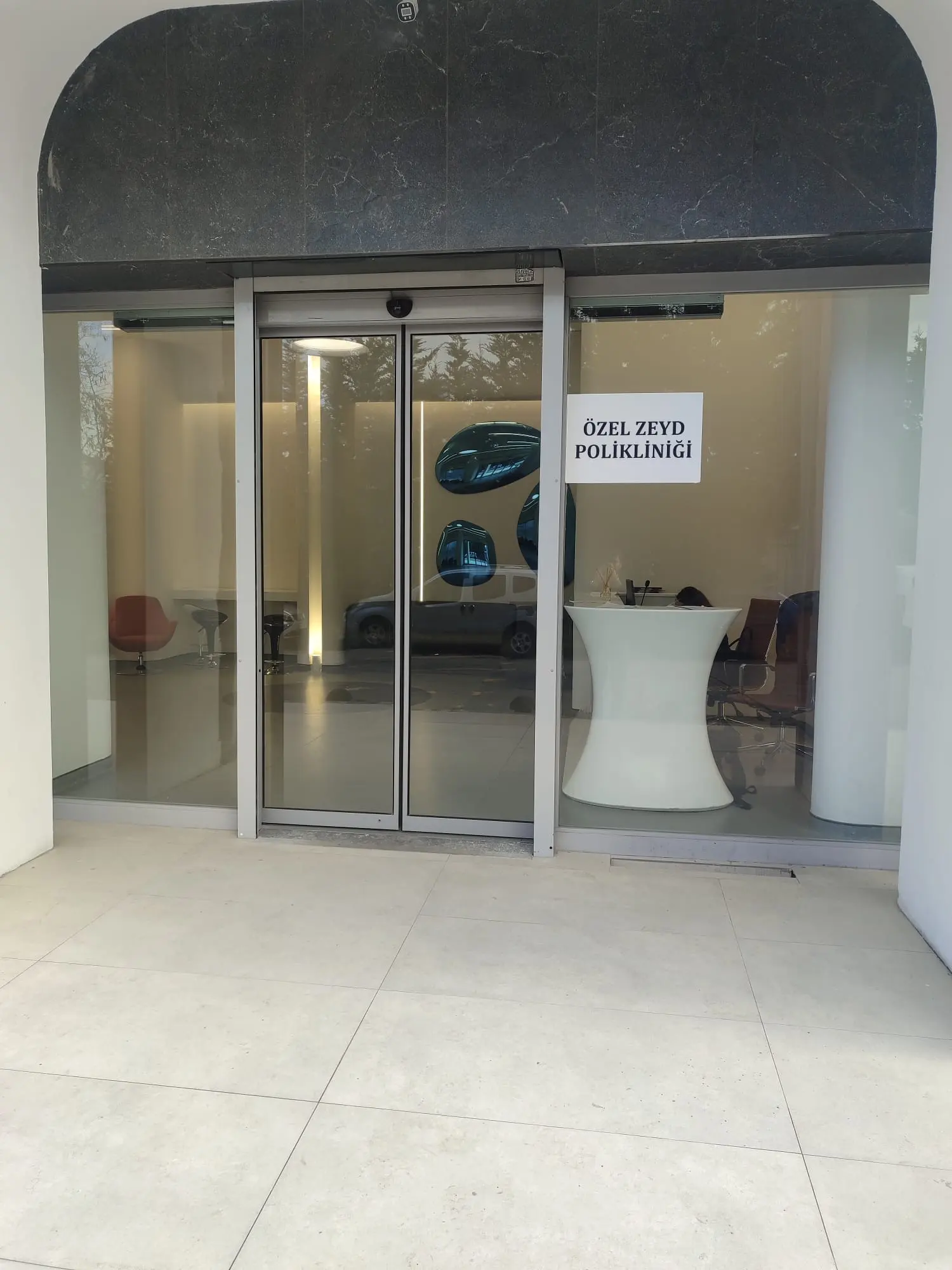 Clinic-provided photograph of Zeyd Clinic