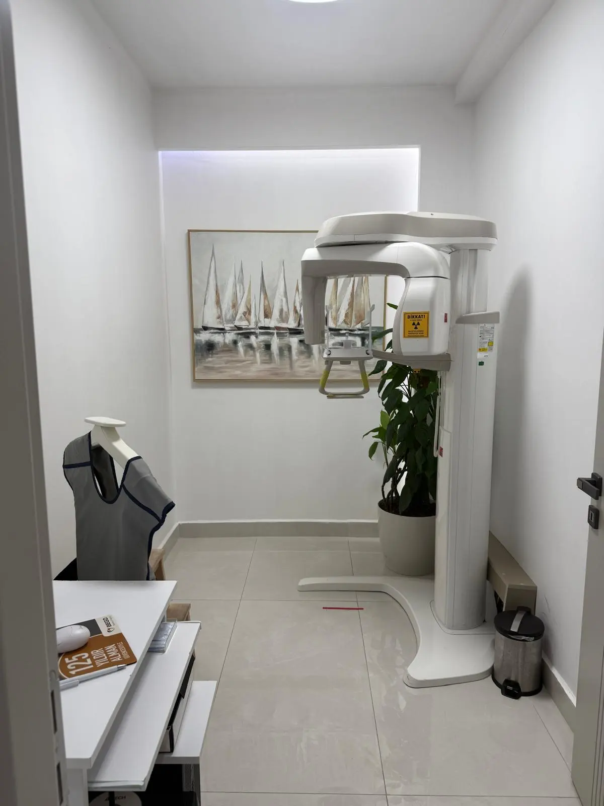 Clinic-provided photograph of Sezer Dental