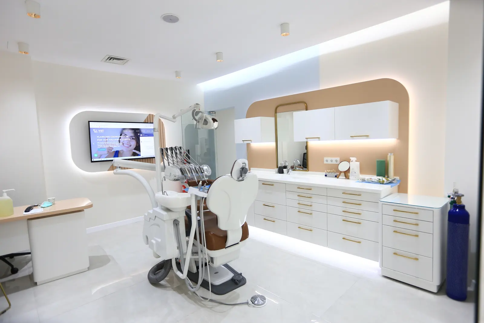 Von der Klinik bereitgestelltes Foto von YST Zahnklinik